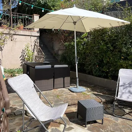 Les Moulins アパート *